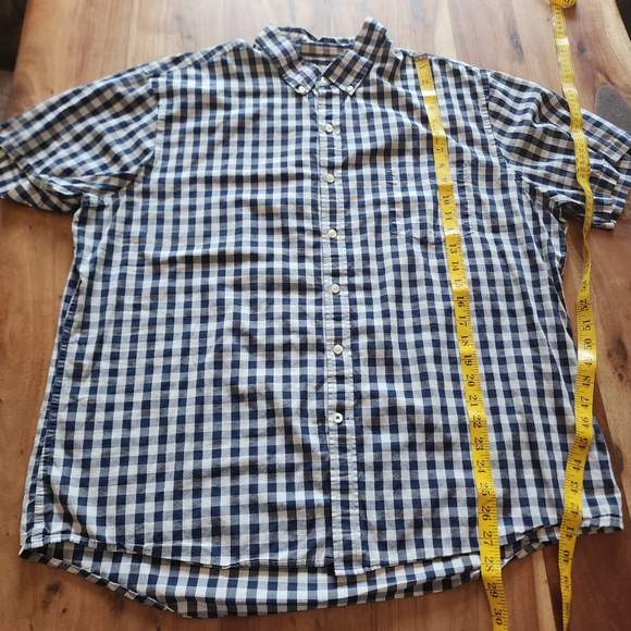 IZOD lightweight poplin short sleeves checkered shirt, plus size XXL - Picture 7 of 9